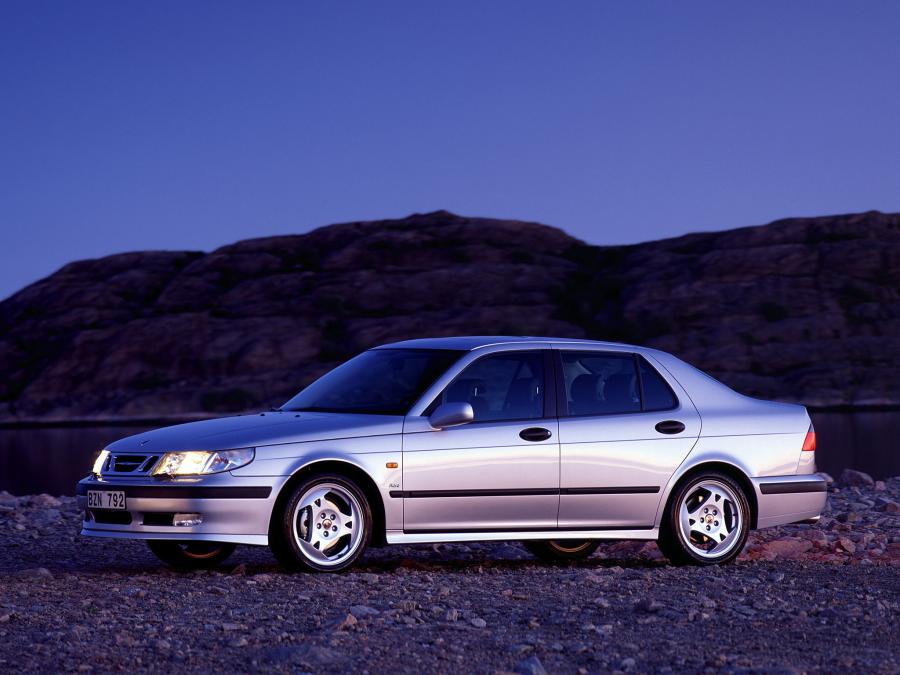  Saab 9-5 Aero Sedan 1999 года  (фото 5 из 31)